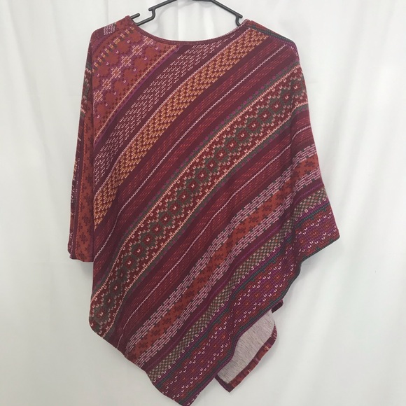 Patterned Poncho - Picture 2 of 5